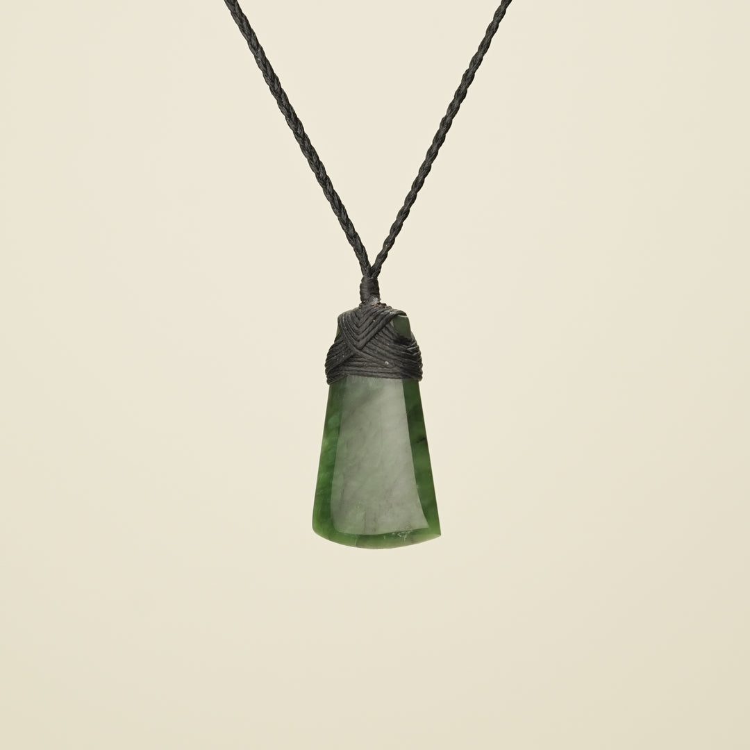 Small Kawakawa Toki - Pounamu Pendant