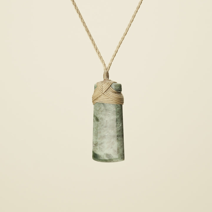 Kōkopu Small Toki - Pounamu Pendant