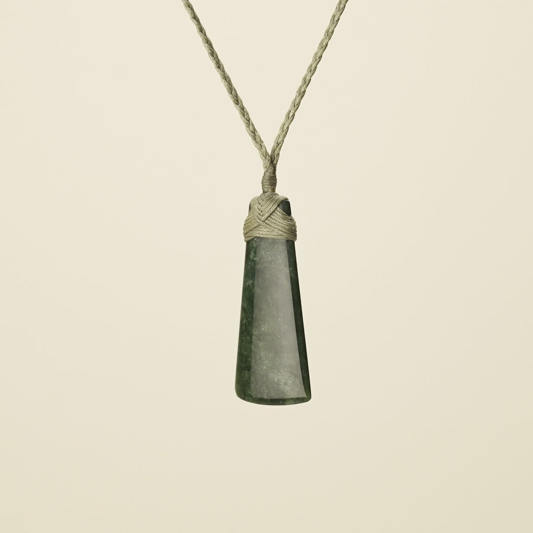 Kawakawa Toki - Extra Small Pounamu Pendant