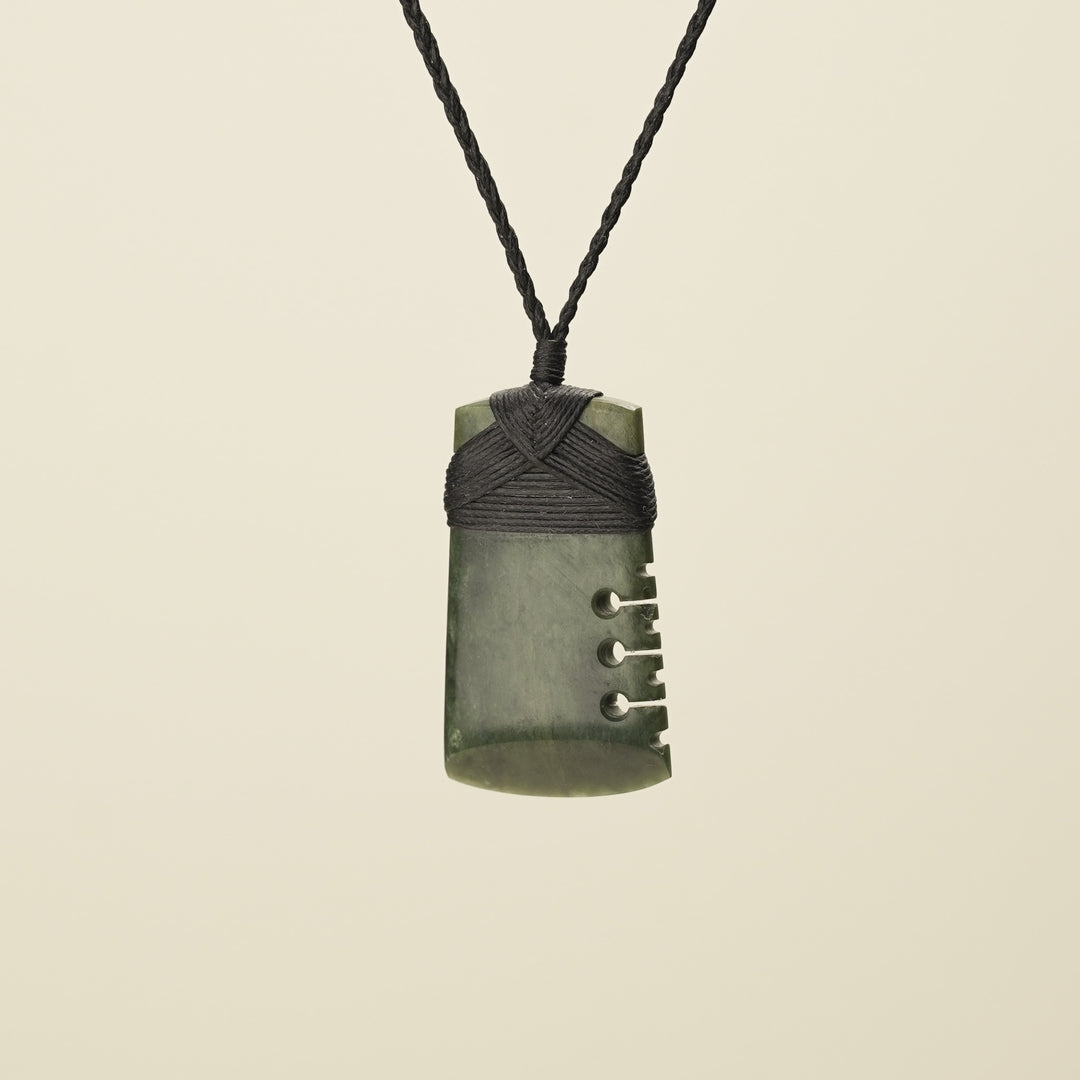 Notched Toki Kawakawa - Medium Pounamu Pendant