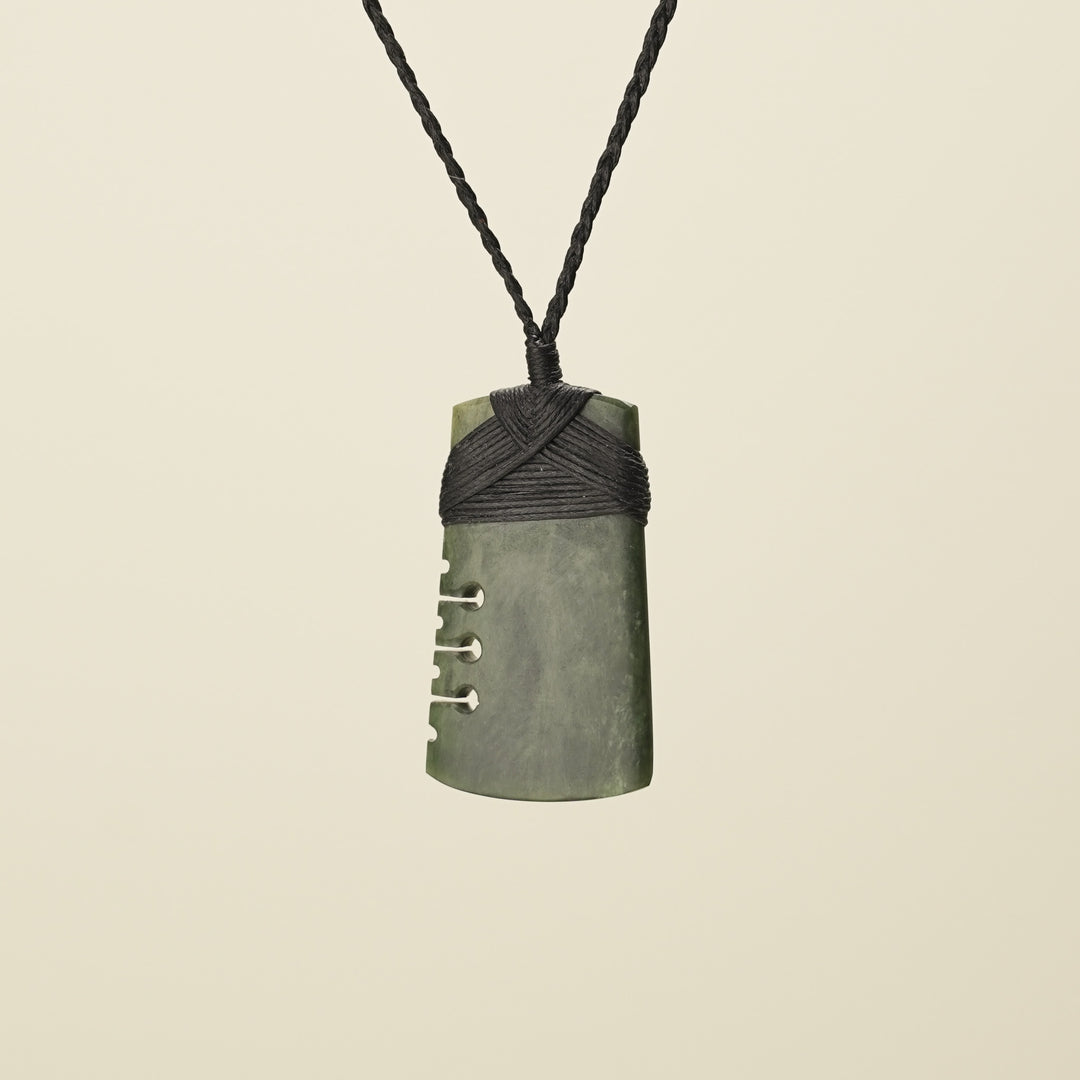 Notched Toki Kawakawa - Medium Pounamu Pendant