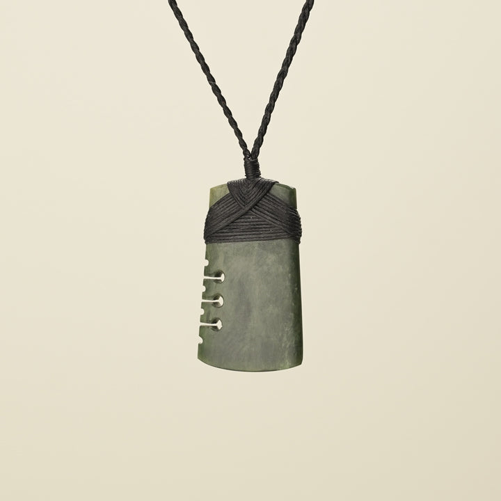Notched Toki Kawakawa - Medium Pounamu Pendant