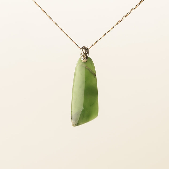 Flower Pounamu Drop Pendant in 9k Gold