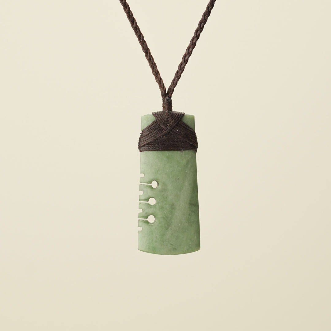 Notched Toki Inanga Small Medium Pendant, Brown Binding