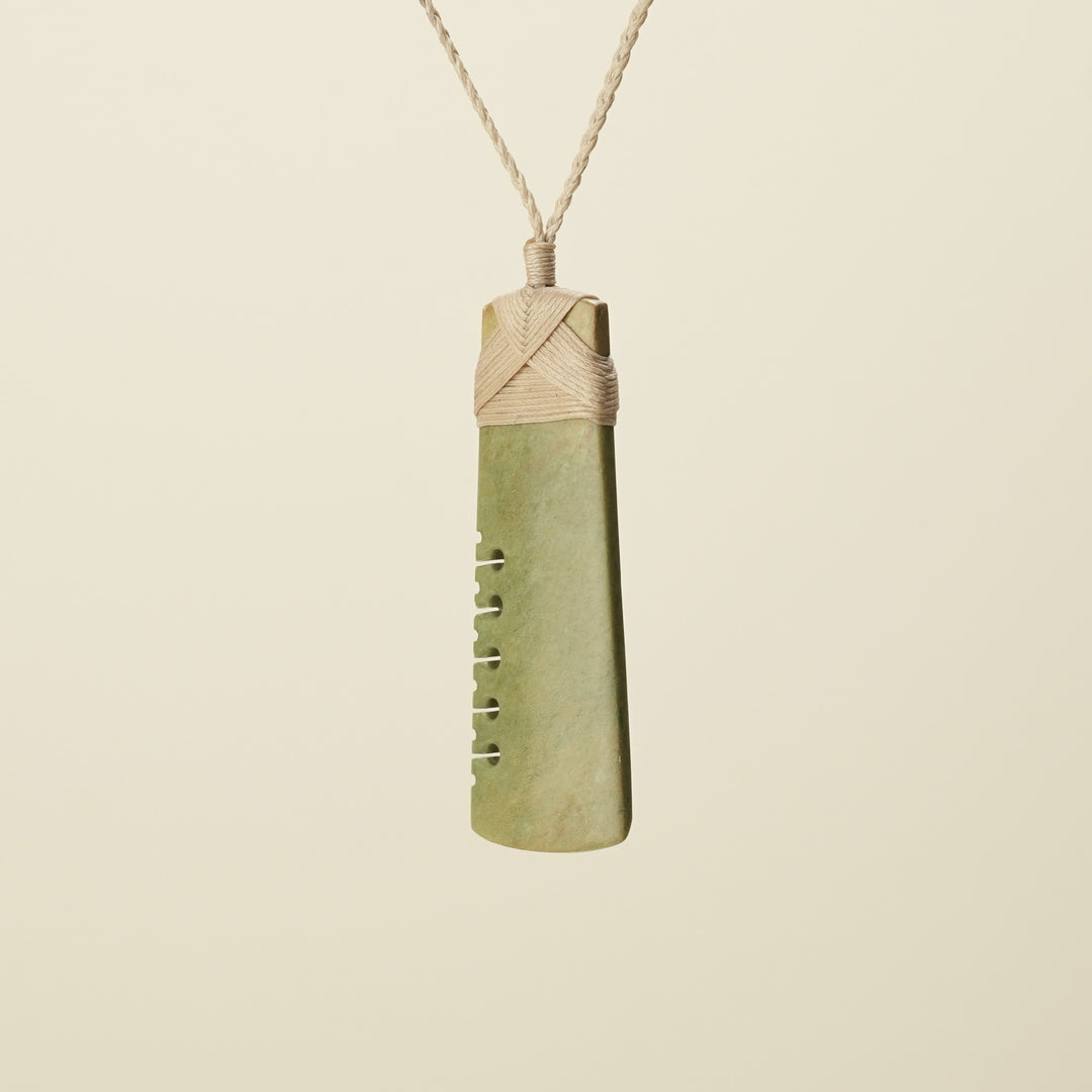 Notched Toki Raukaraka Large Pendant, Tan Binding
