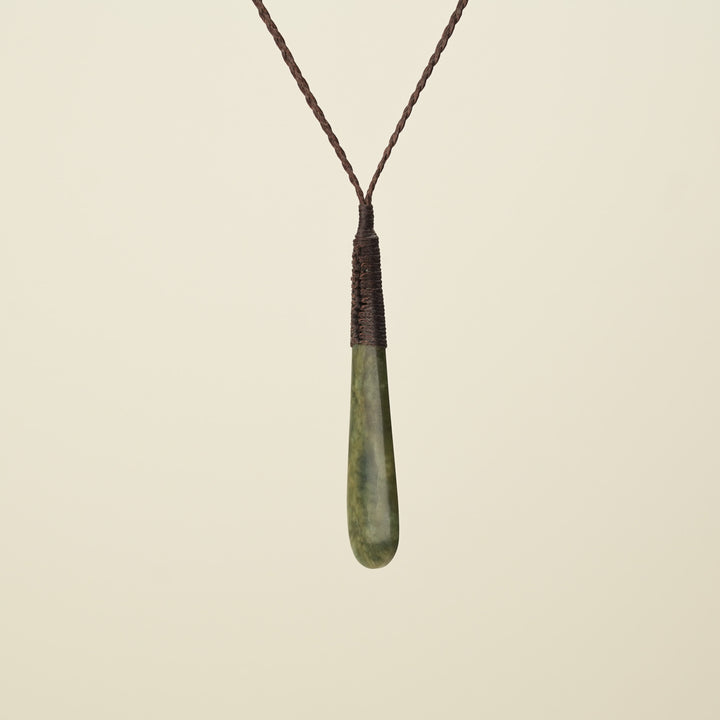 Roimata Teardrop Raukaraka Medium Pendant, Brown Binding