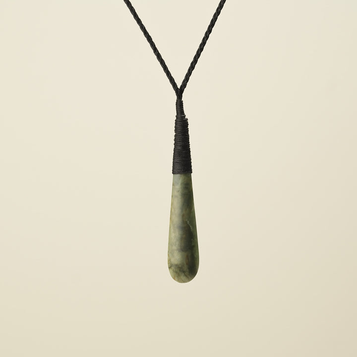 Roimata Teardrop Raukaraka Medium Pendant, Black Binding