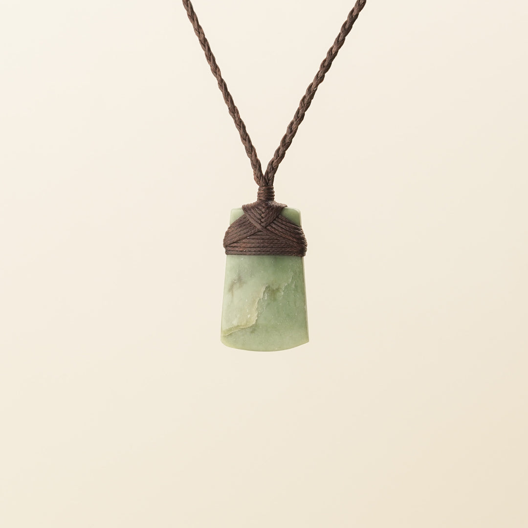 Inanga XS Toki Pounamu Pendant