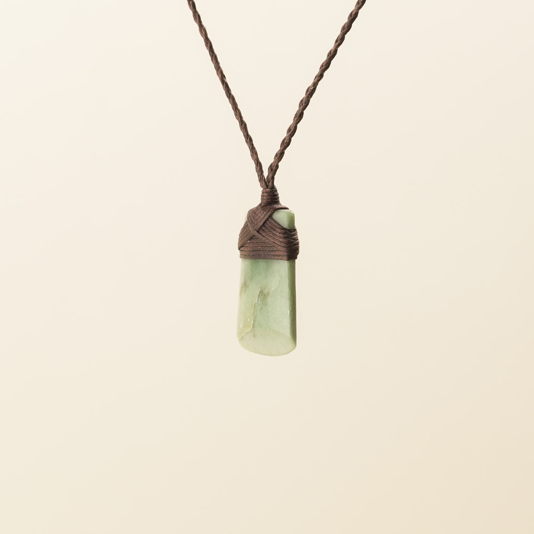 Inanga XS Toki Pounamu Pendant