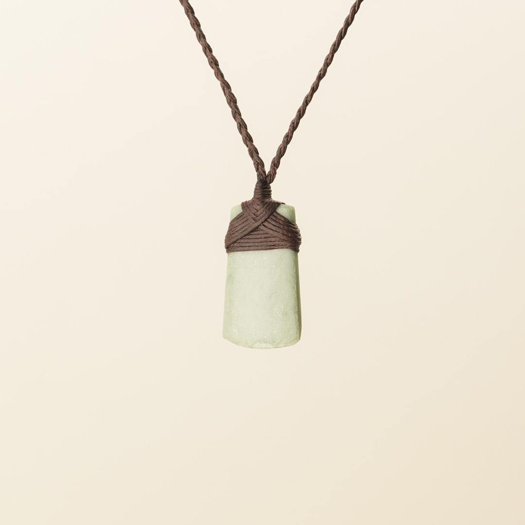 Inanga XS Toki Pounamu Pendant