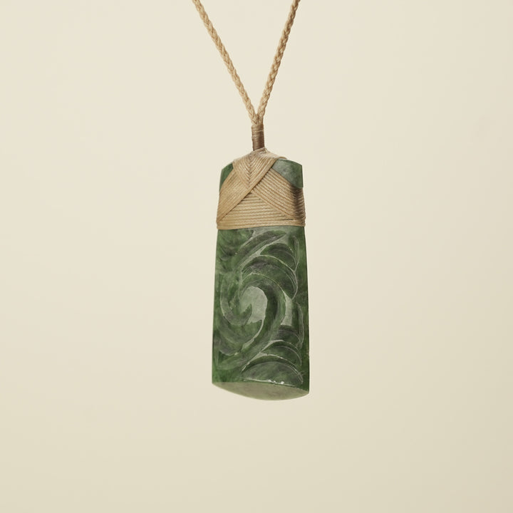 Toki Whakrei Carved Kawakawa Large Pounamu Pendant