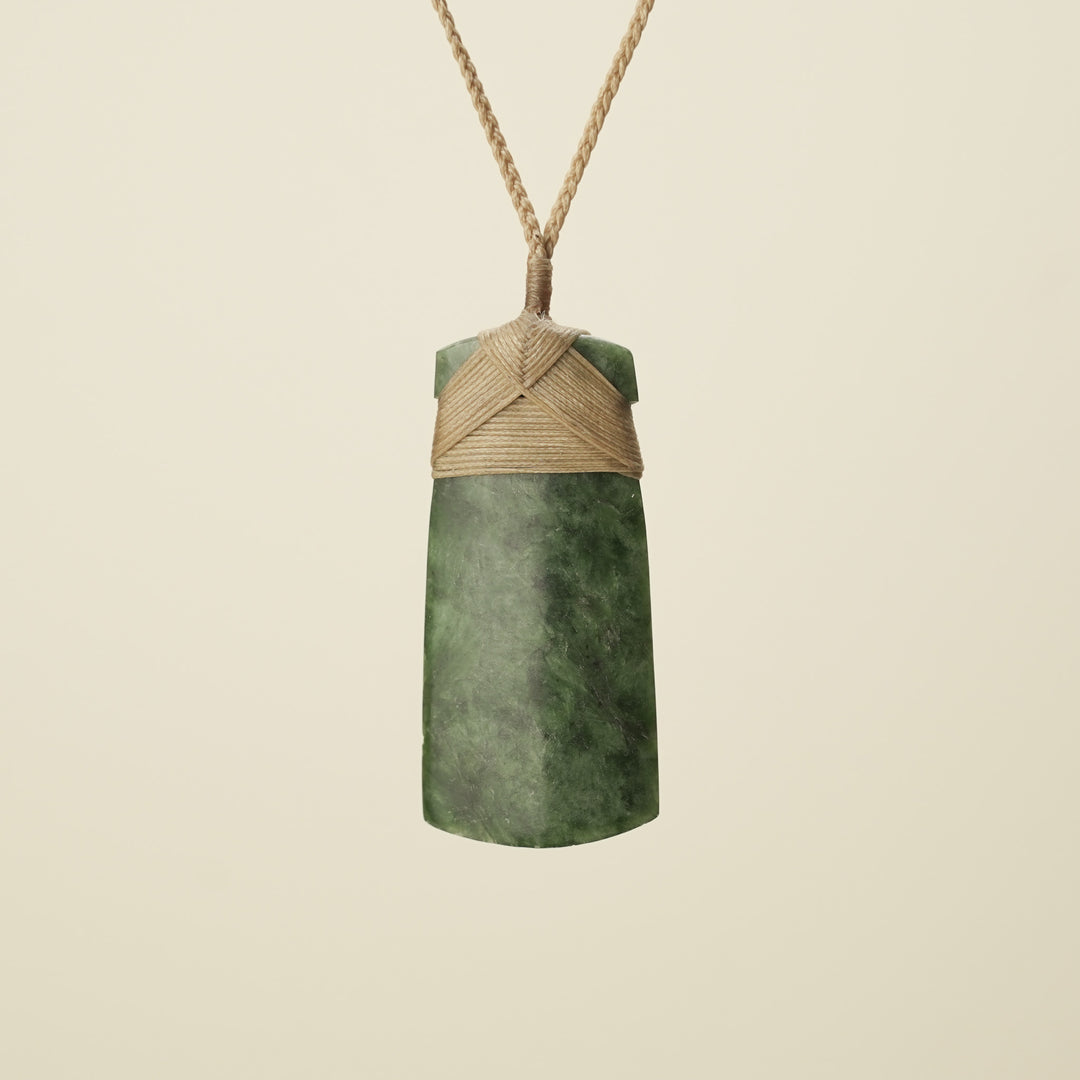 Toki Whakrei Carved Kawakawa Large Pounamu Pendant