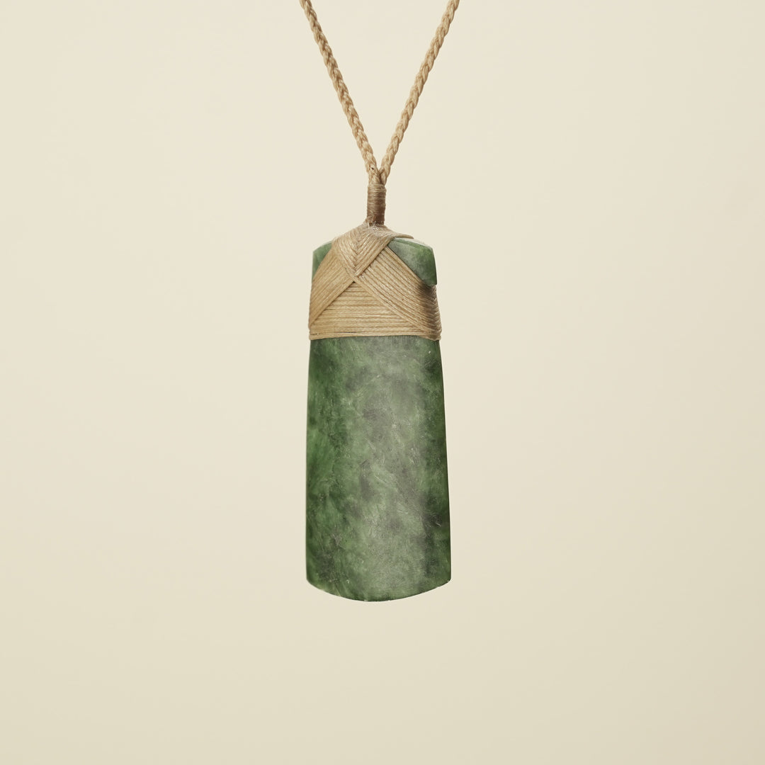 Toki Whakrei Carved Kawakawa Large Pounamu Pendant