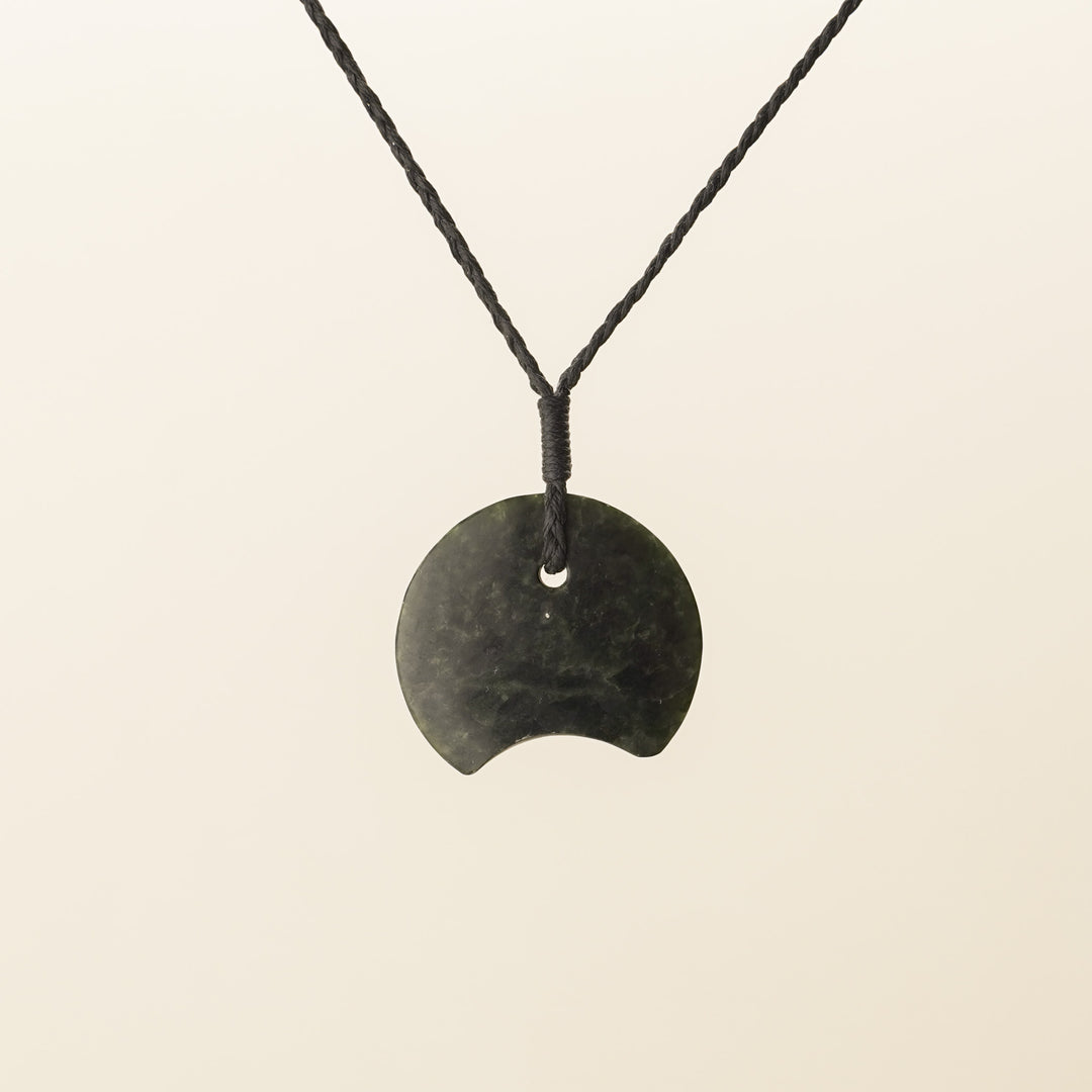 Kawakawa Small/Medium Porowhita Pounamu Pendant
