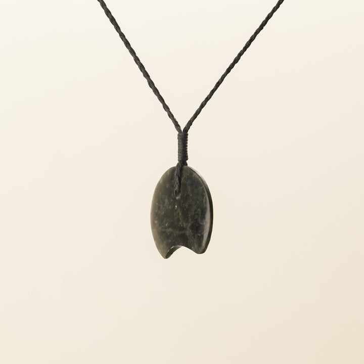 Kawakawa Small/Medium Porowhita Pounamu Pendant