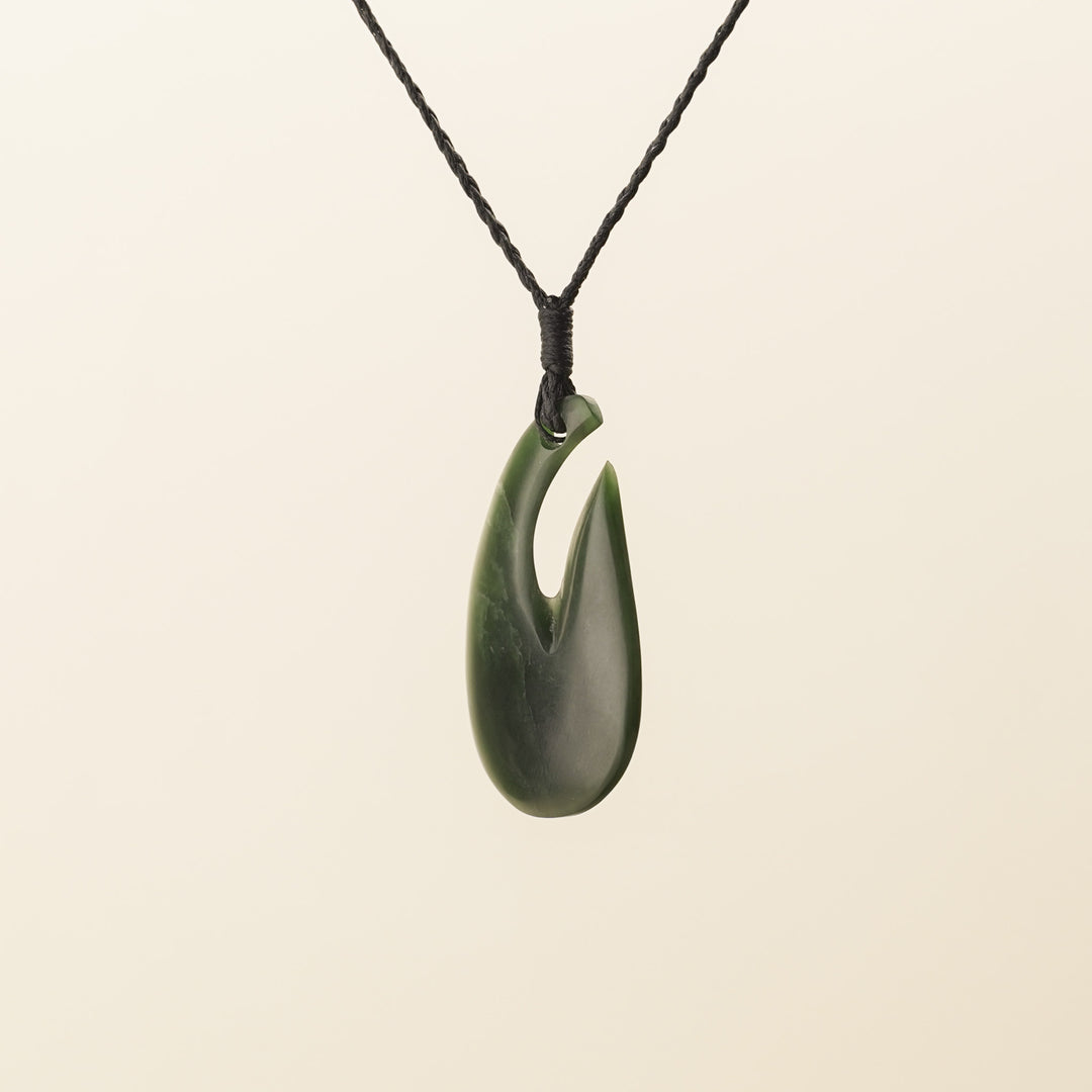 Kawakawa Small Hei Matau Pounamu Pendant