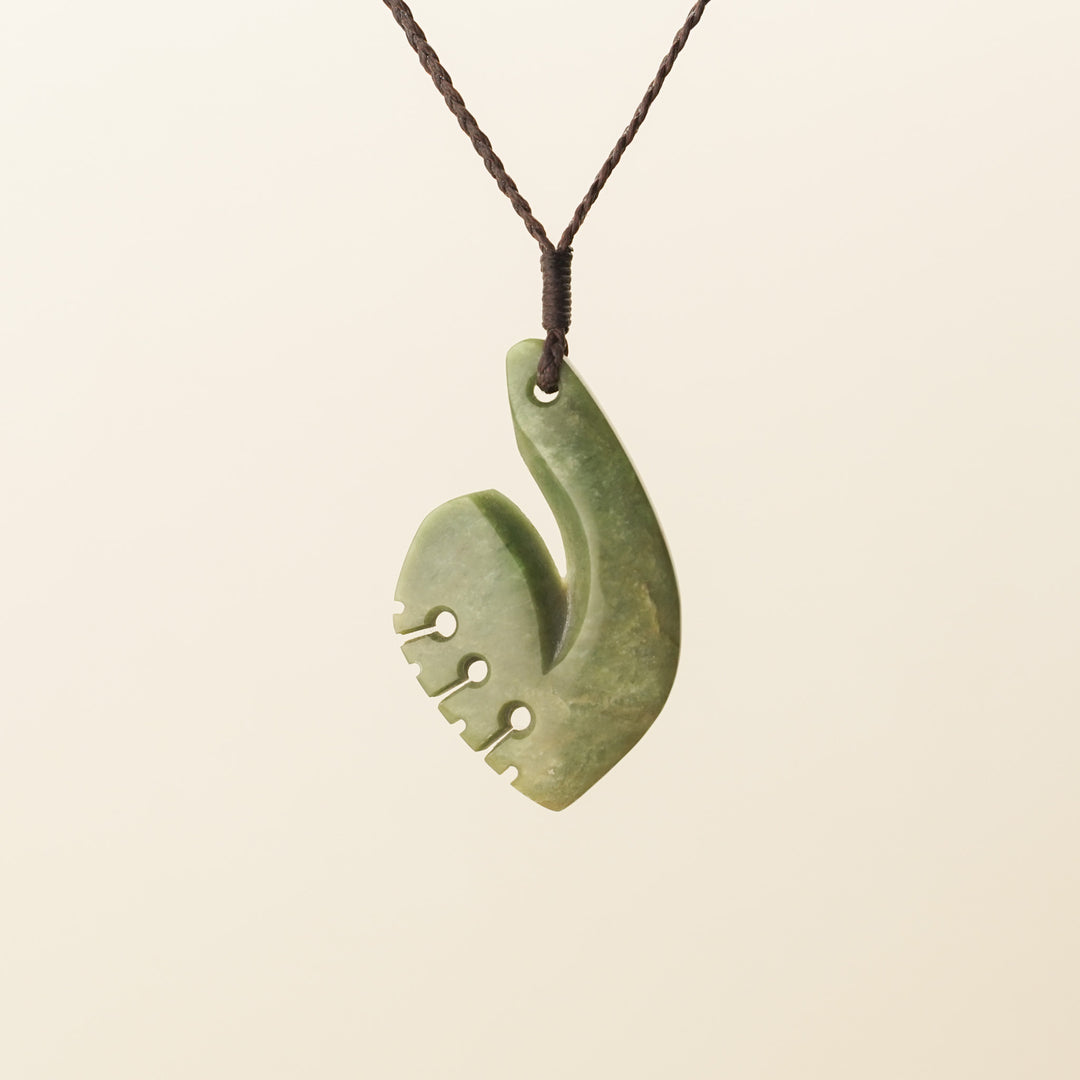Raukaraka Medium Hei Matau Pounamu Pendant