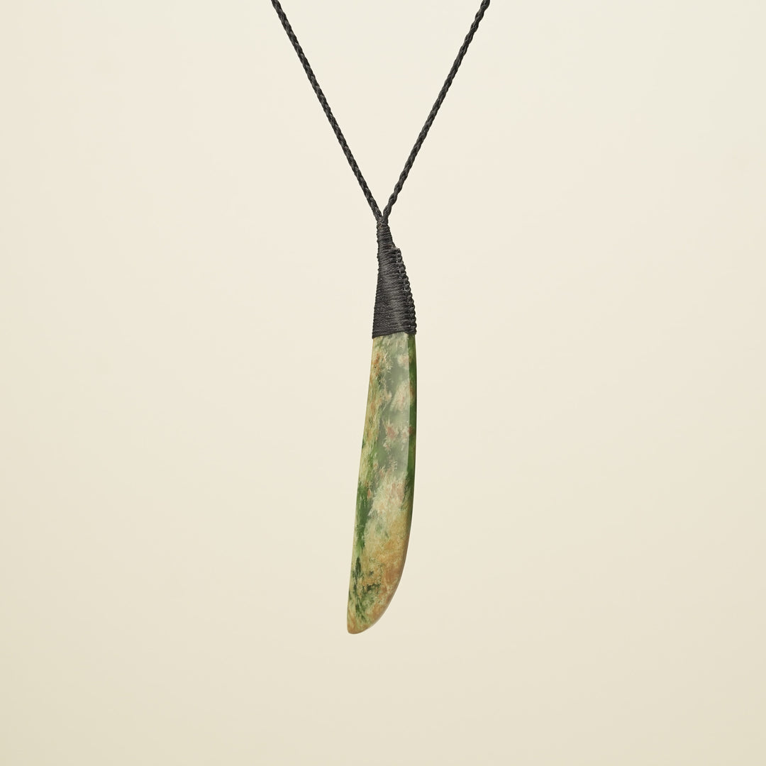Niho Flower Putiputi Pounamu XL Pendant