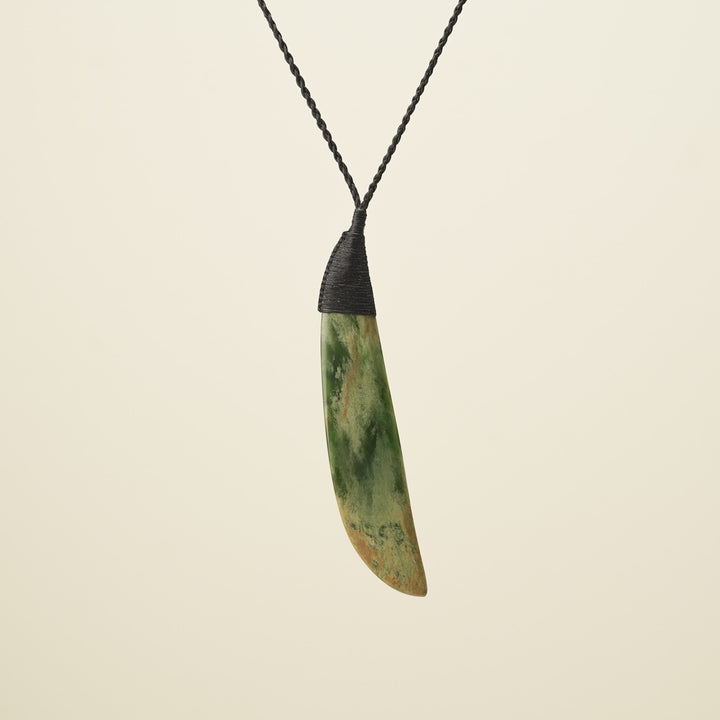 Niho Flower Putiputi Pounamu XL Pendant