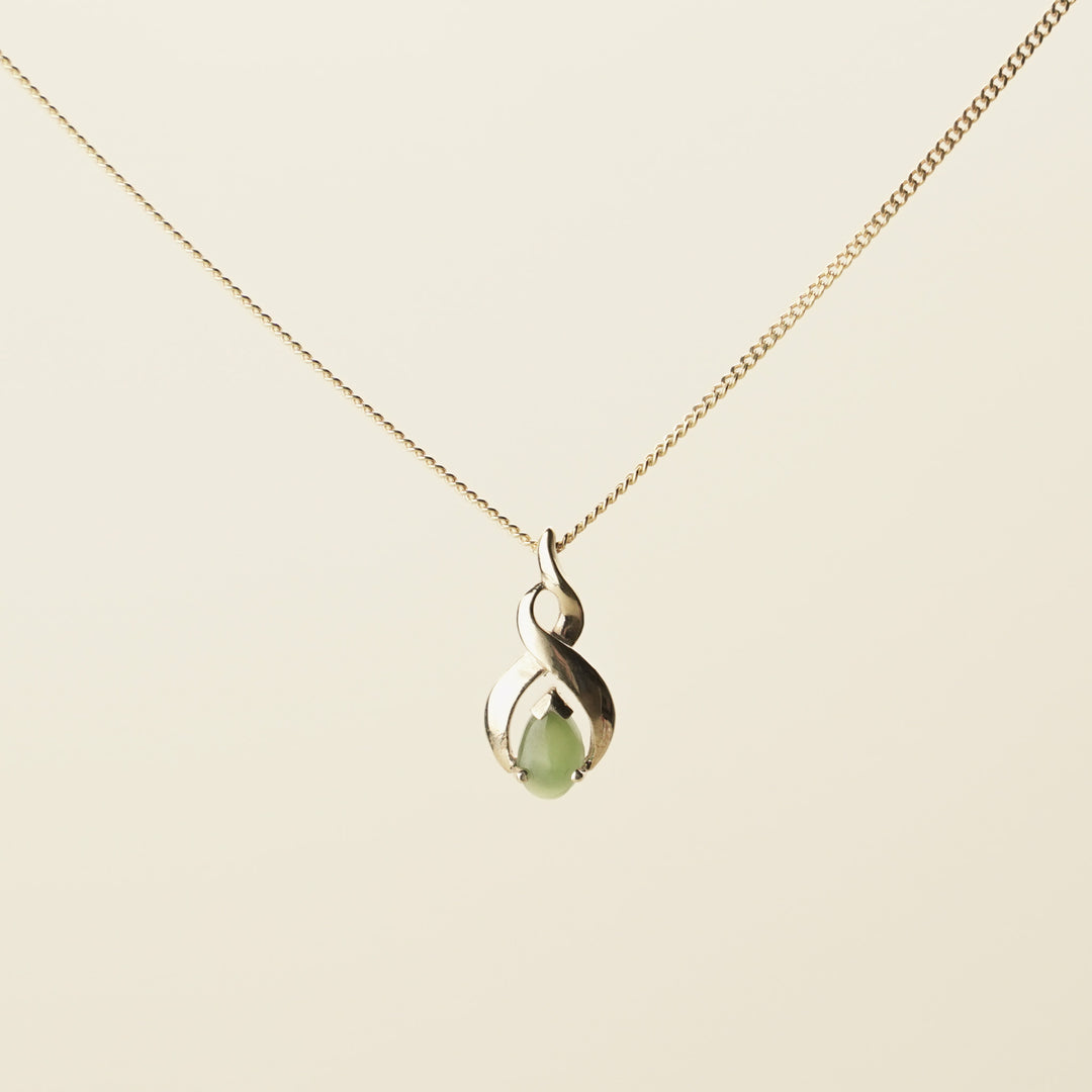 Kahurangi Pounamu Pikorua Pendant in 9k Gold