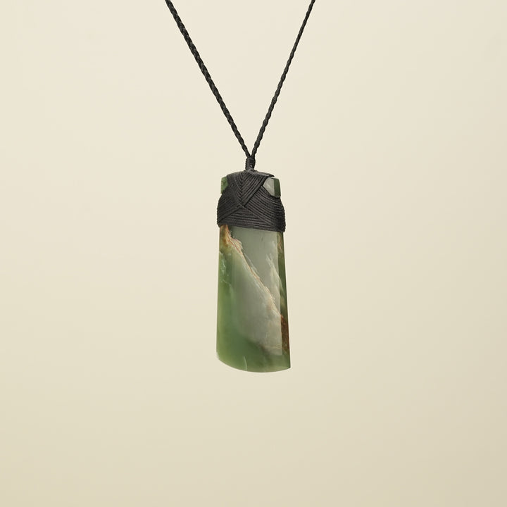 Extra Large Flower Pounamu Toki