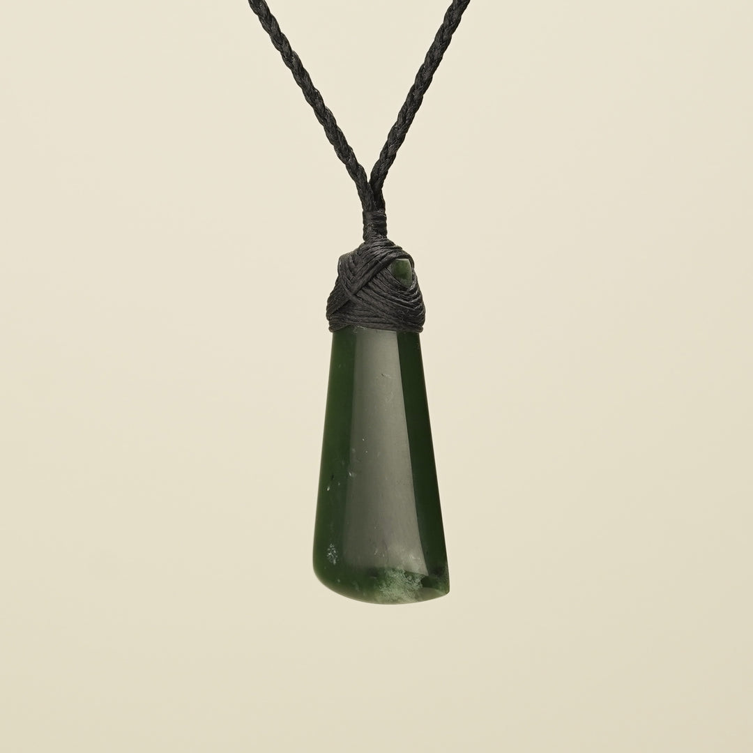 Small Dark Flower Pounamu Toki