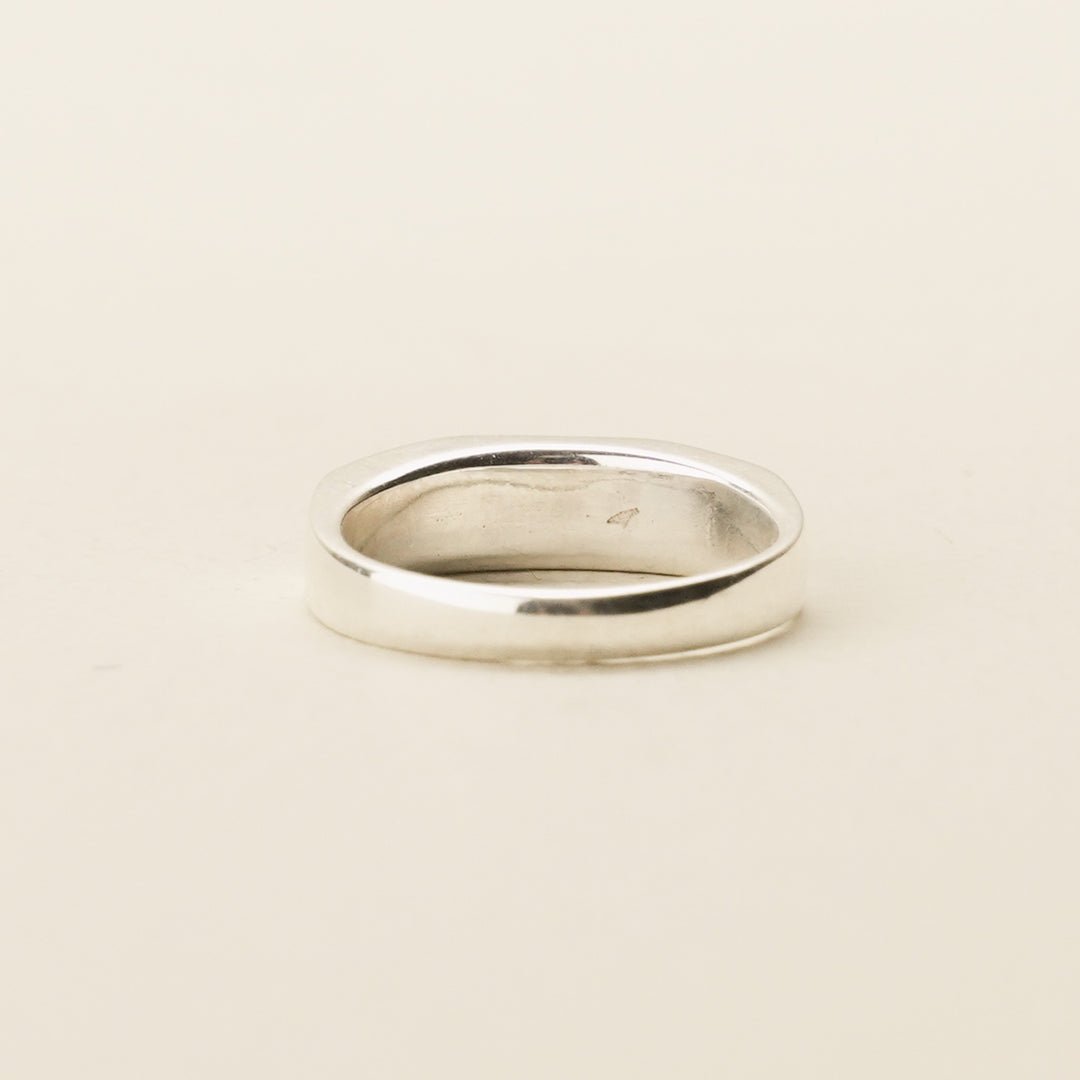 Pounamu Three-Stone Inlay Sterling Silver Ring