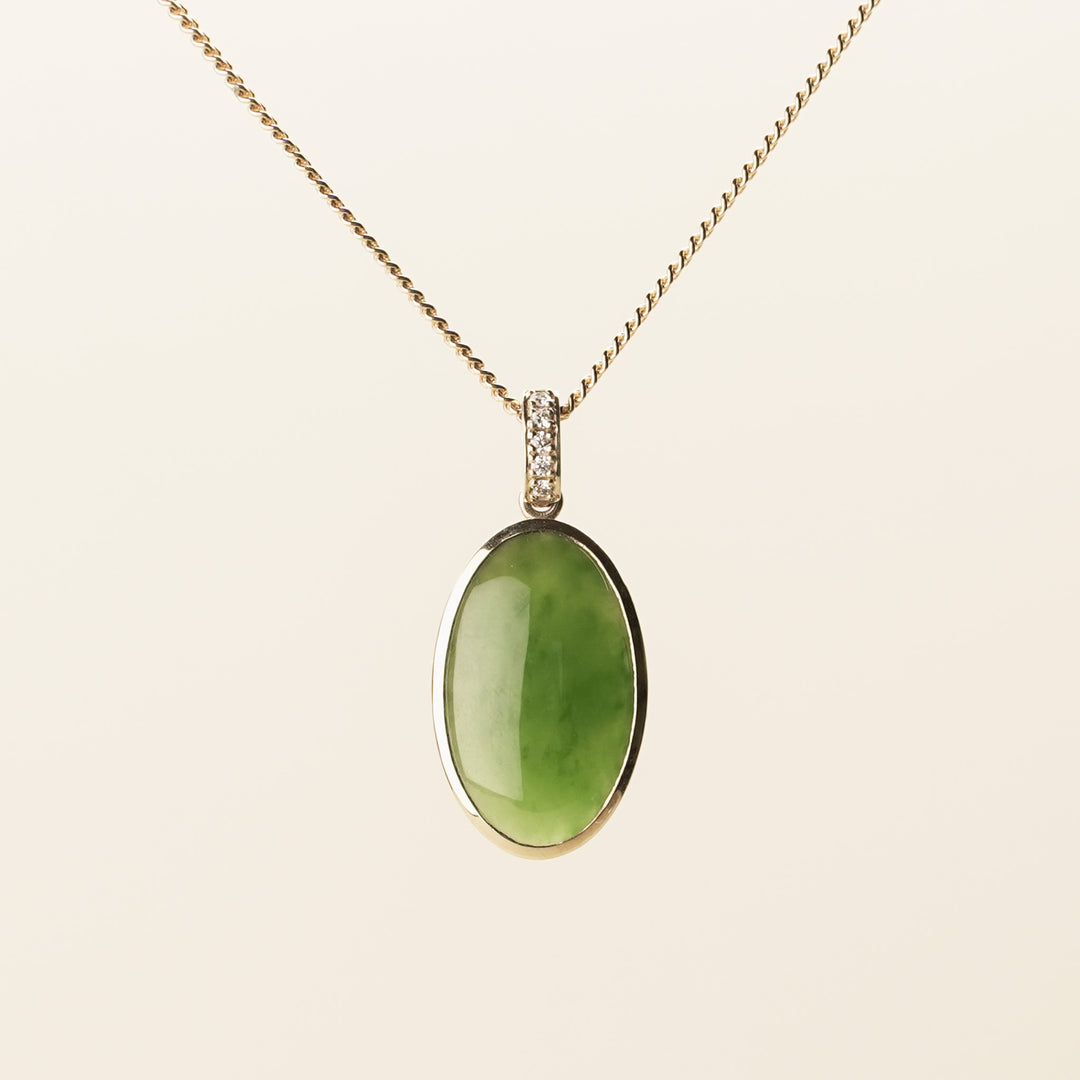Kahurangi Pounamu and Diamond Pendant in 9k Gold