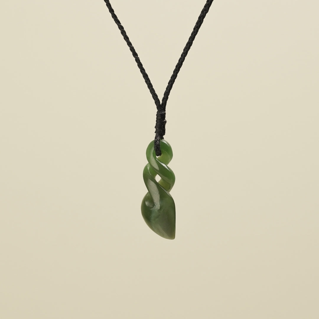 Pikorua Triple Kawakawa Pounamu Small Pendant