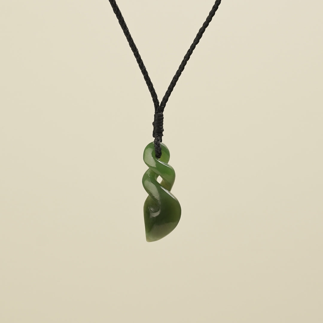 Pikorua Triple Kawakawa Pounamu Small Pendant
