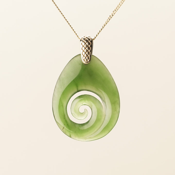 Kahurangi Koru Pendant with 9k Gold