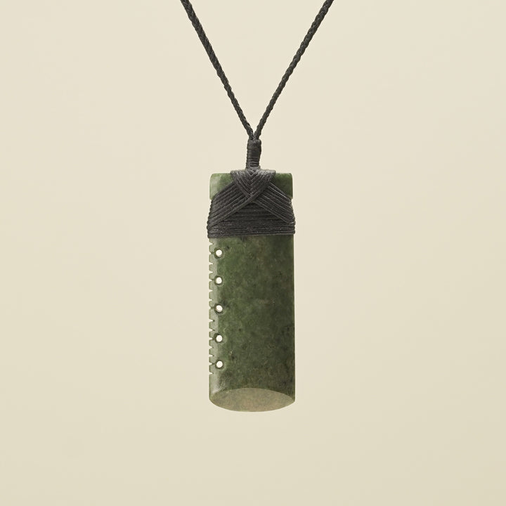 Toki Notched Raukaraka Medium Pounamu Pendant