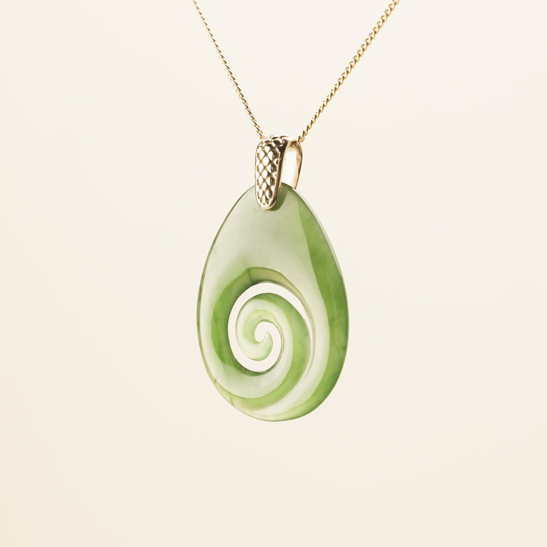 Kahurangi Koru Pendant with 9k Gold