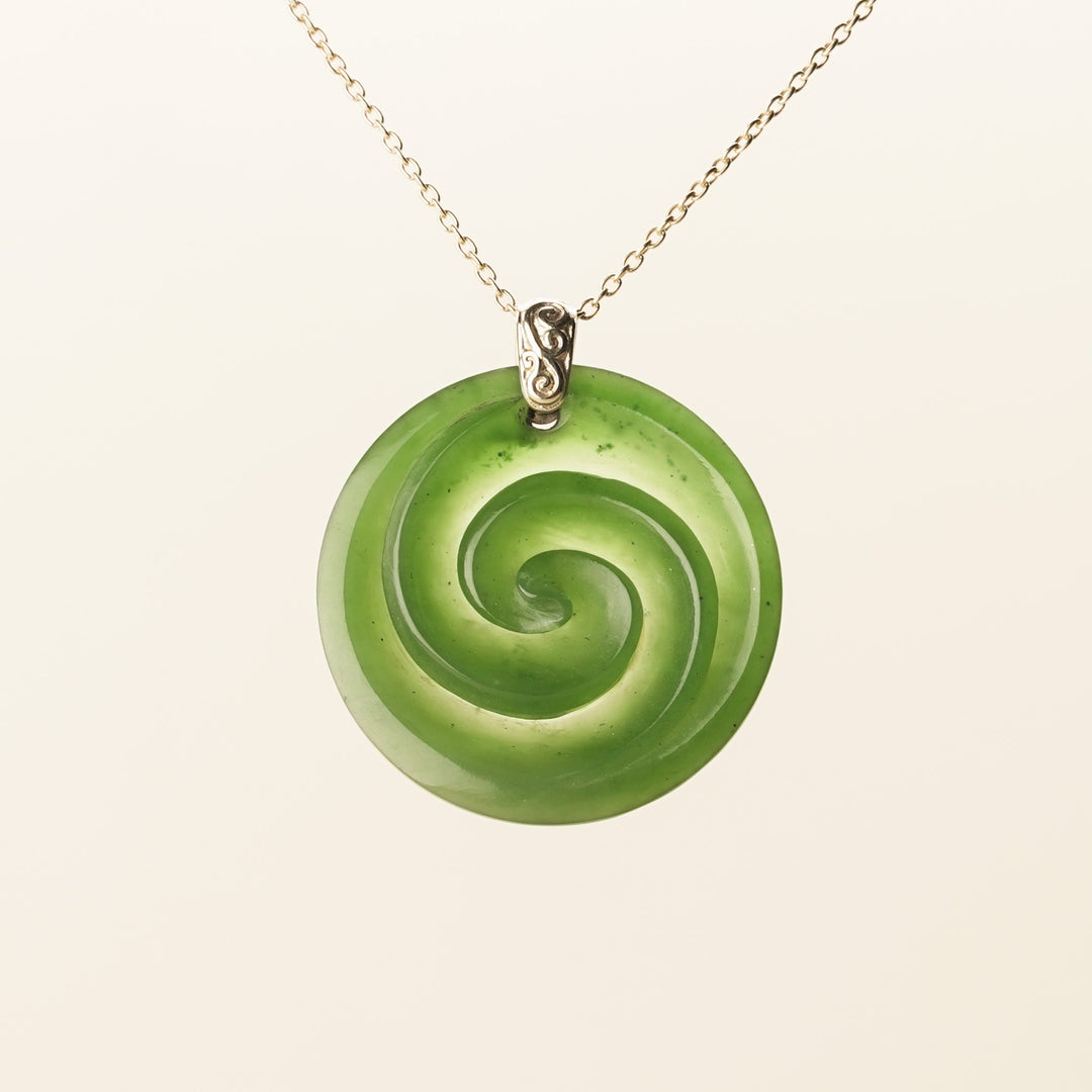 Kahurangi Pounamu Porowhita Koru Pendant