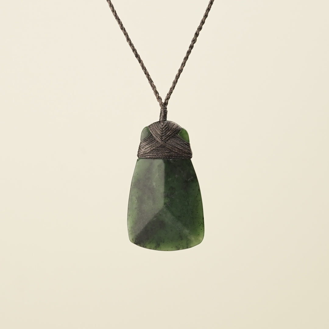 Toki Kawakawa Matte Greenstone Large