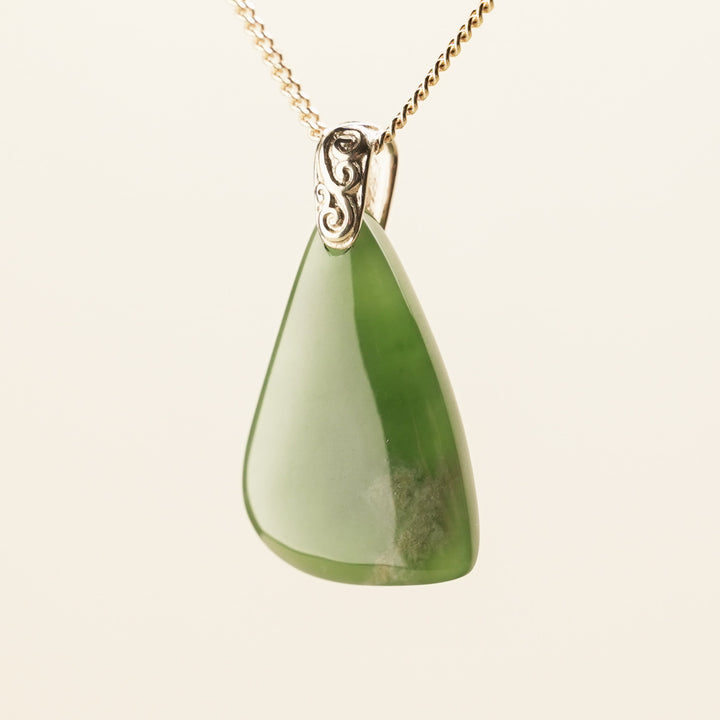 Flower Pounamu Drop Pendant in 9k Gold