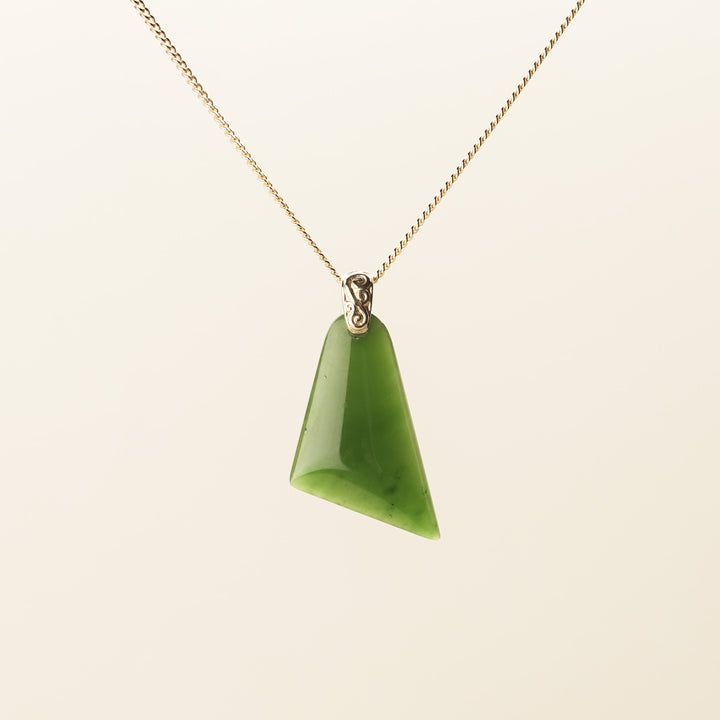 Kahurangi Pounamu Drop Pendant in 9k Gold