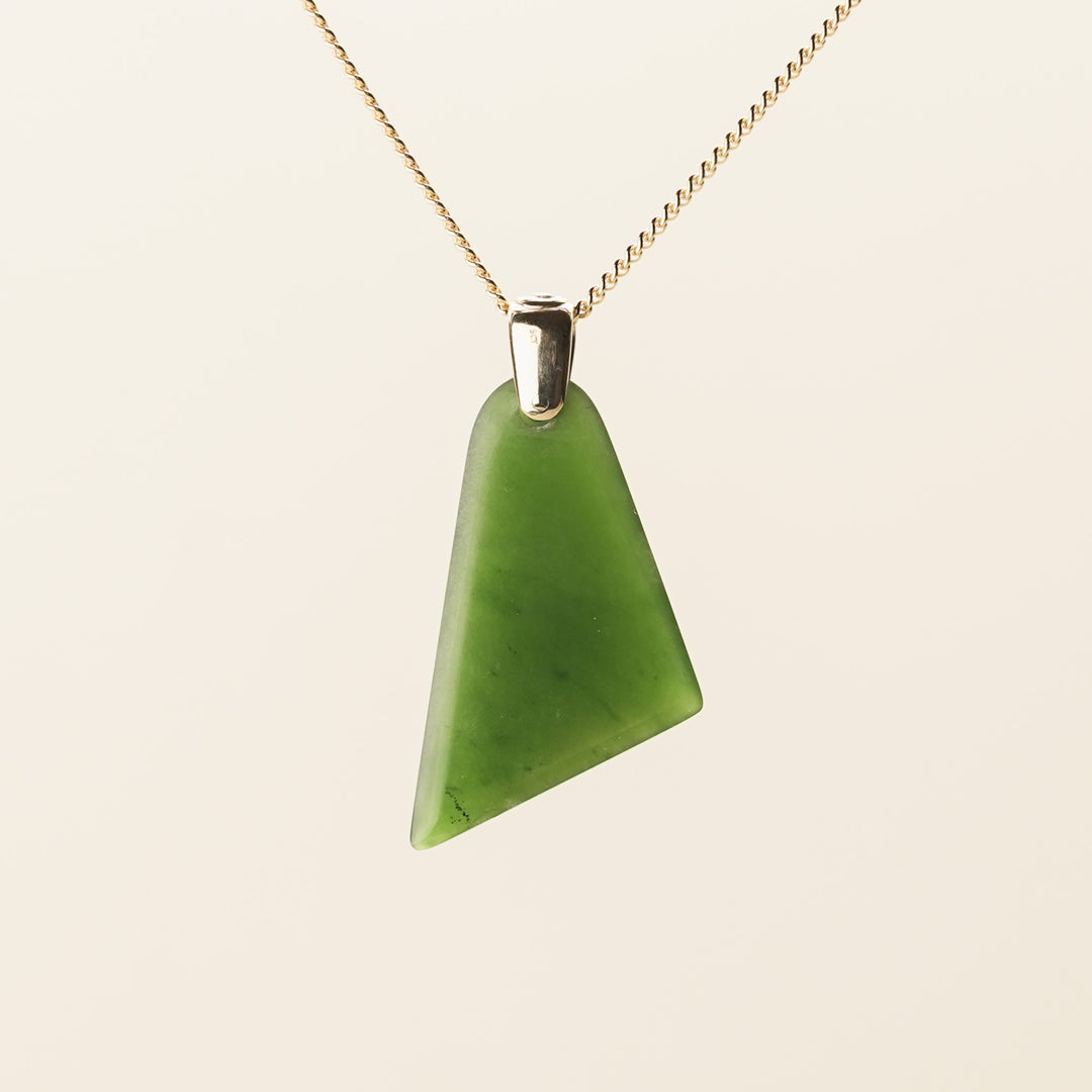 Kahurangi Pounamu Drop Pendant in 9k Gold