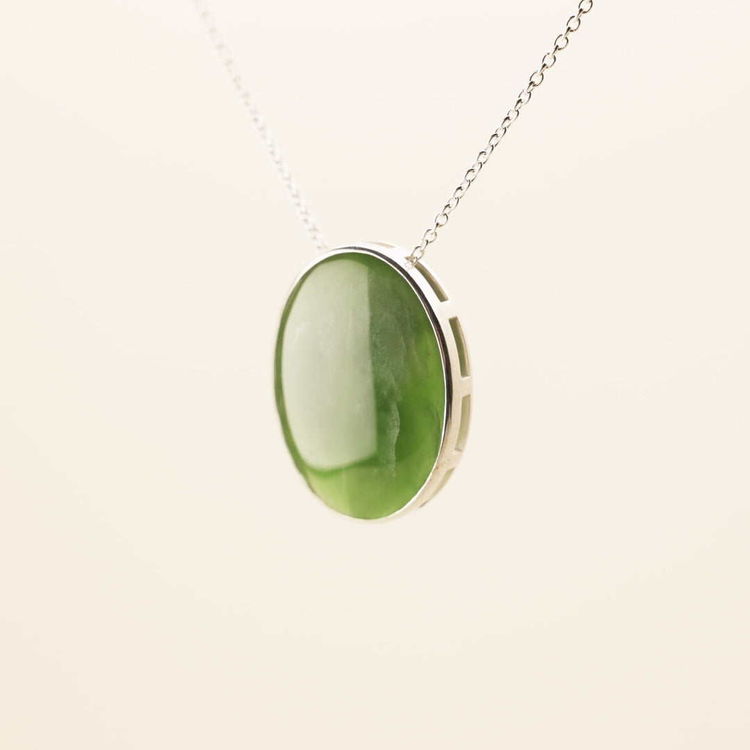 Pounamu Oval Pendant Large in Sterling Silver