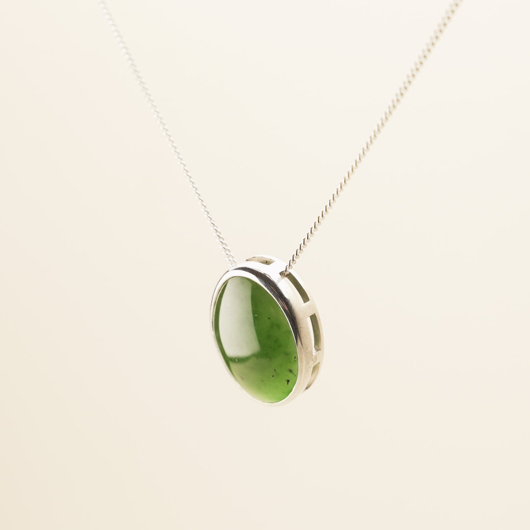 Kahurangi Pounamu S/S Oval Pendant