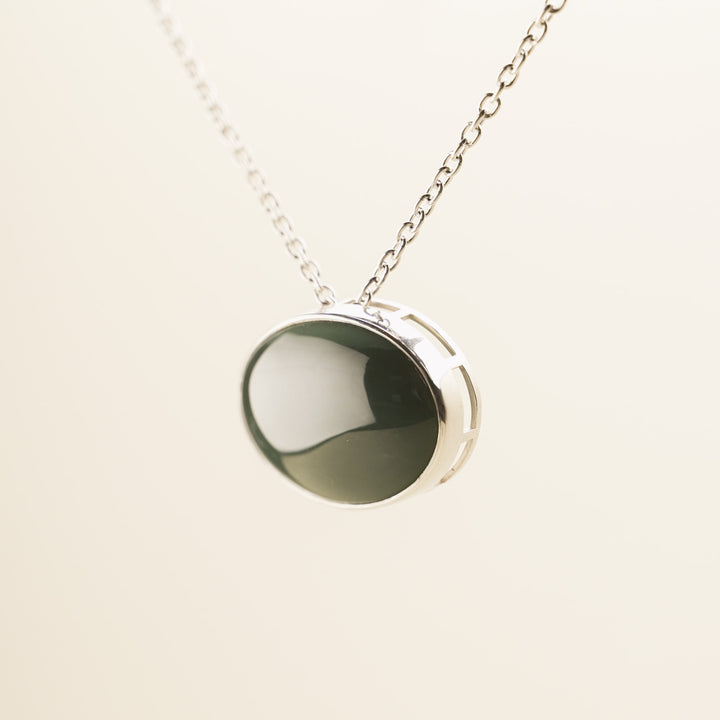 Inanga Pounamu S/S Oval Pendant