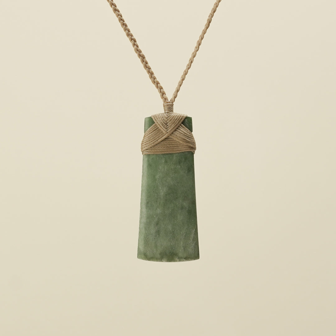 Toki Inanga – Pounamu Medium Pendant I