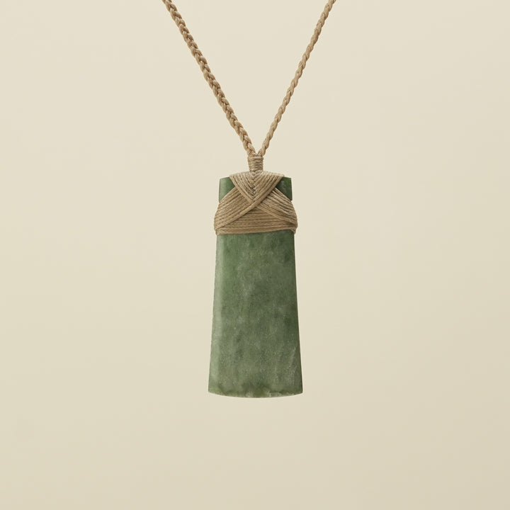 Toki Inanga – Pounamu Medium Pendant I