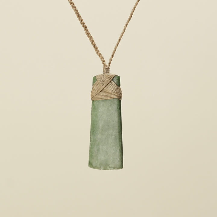 Toki Inanga – Pounamu Medium Pendant I