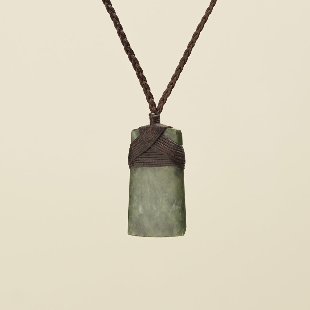 Kawakawa Toki - Extra Small Pounamu Pendant