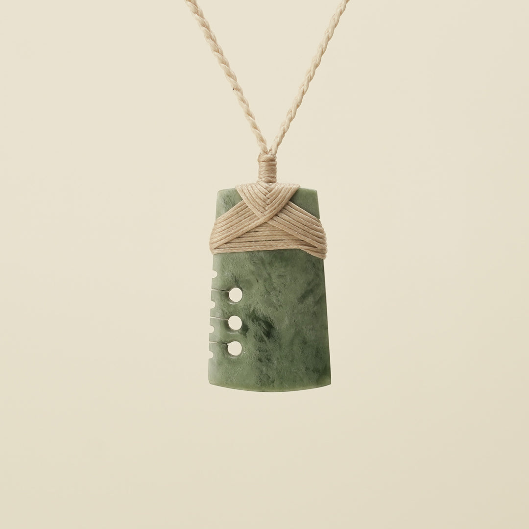 Notched Toki Inanga Extra Small Pendant