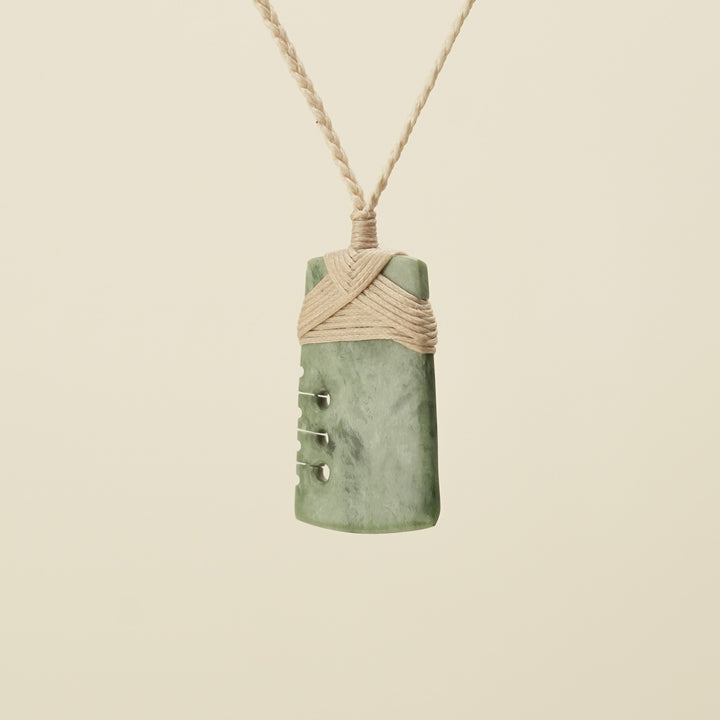 Notched Toki Inanga Extra Small Pendant
