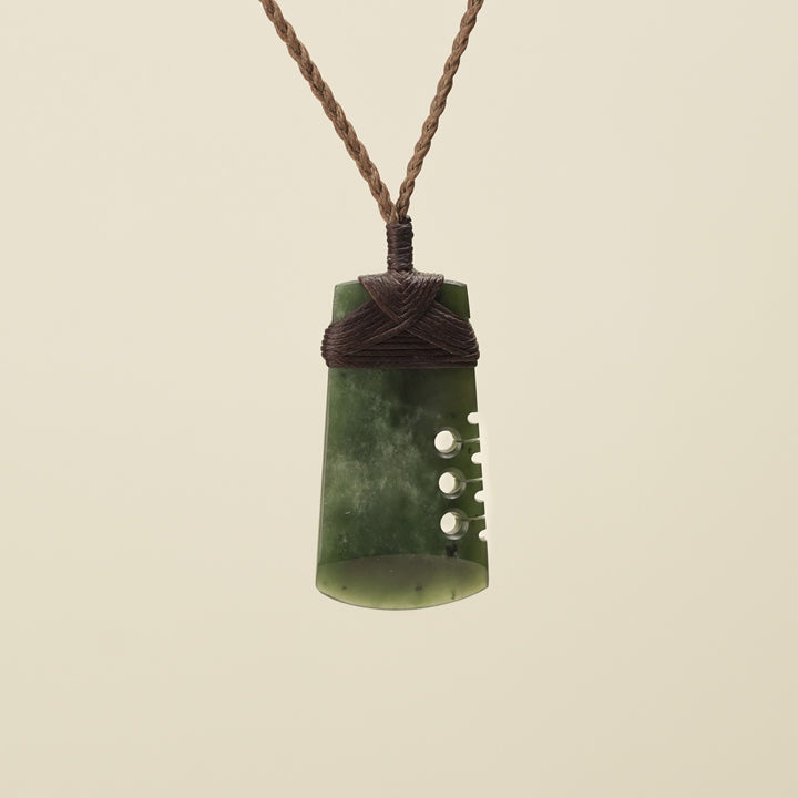 Kawakawa Notched Toki Extra Small Pounamu Pendant