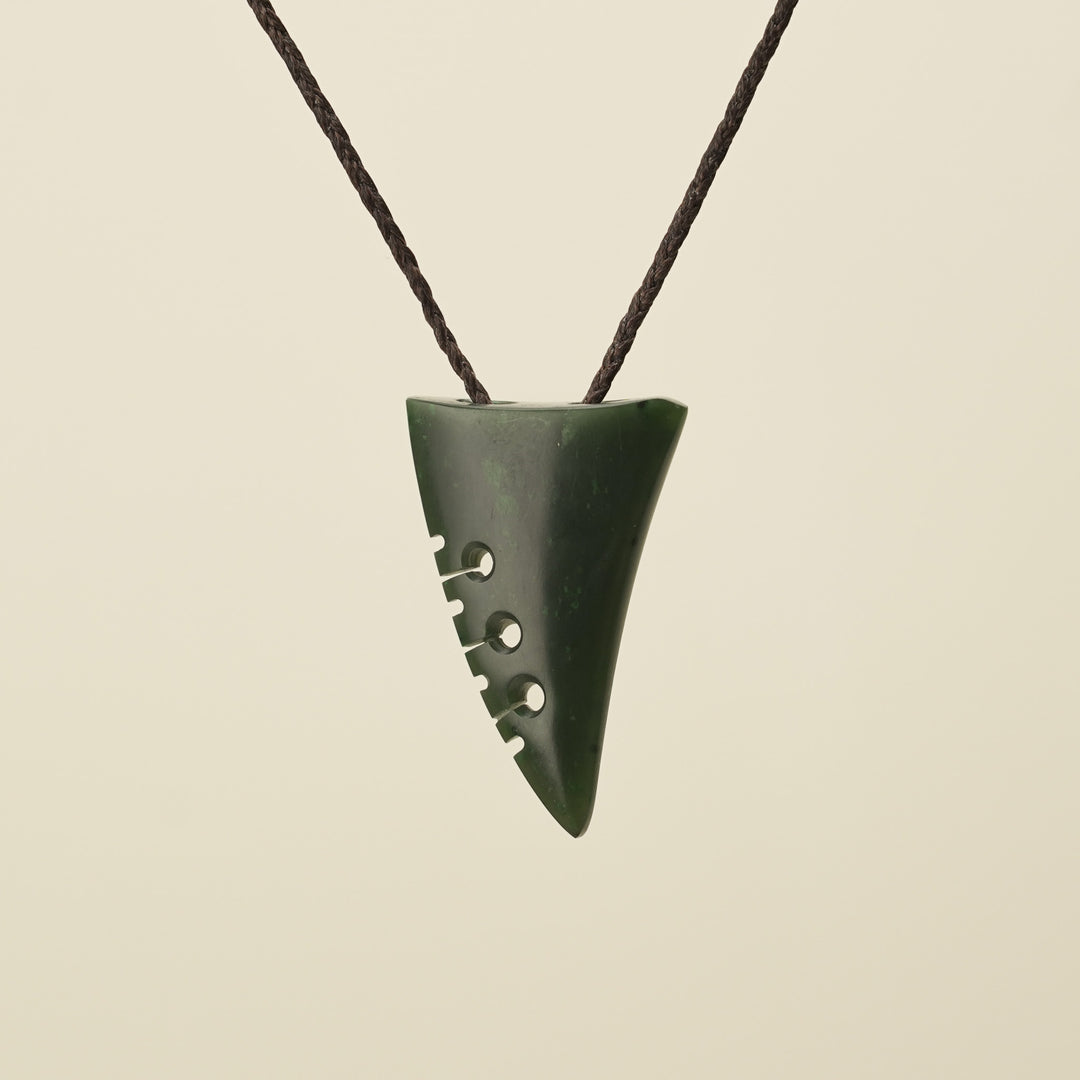 Notched Niho Tooth Kawakawa Greenstone Medium Pendant