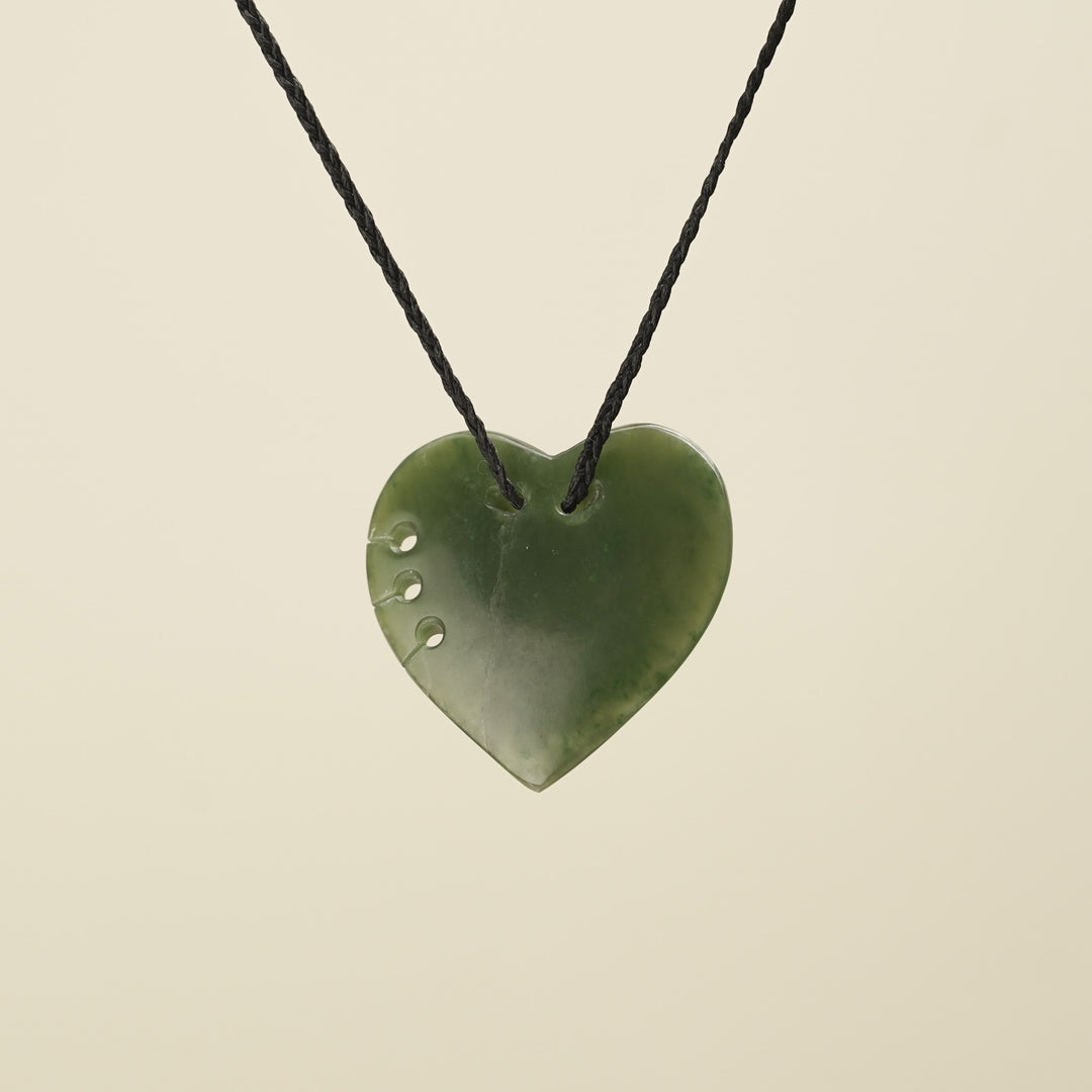 Notched Heart Kawakawa Pounamu Large Pendant